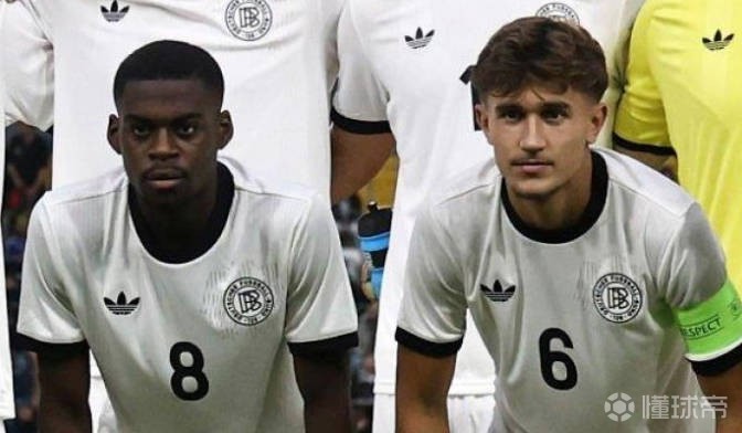 比朔夫：很高兴阿塞科将回到拜仁，他在汉诺威有很大的进步