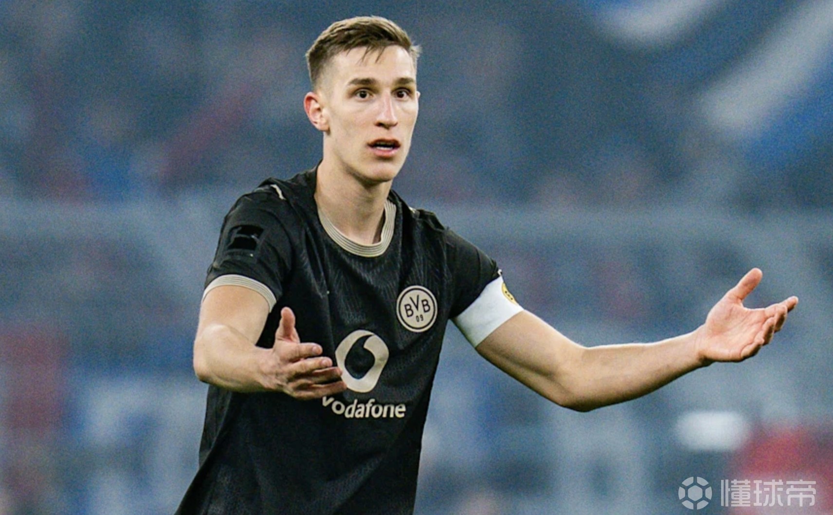 想加工资，图片报：多特内部认为施洛特贝克被欲望冲昏头脑