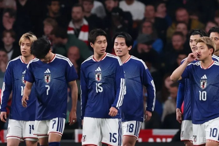 镰田大地：比赛踢成了预想的样子，艰难阶段我们也始终没丢球