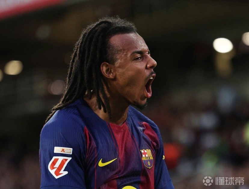 记者：利物浦、曼城、切尔西均有意孔德，巴萨会考虑高价出售