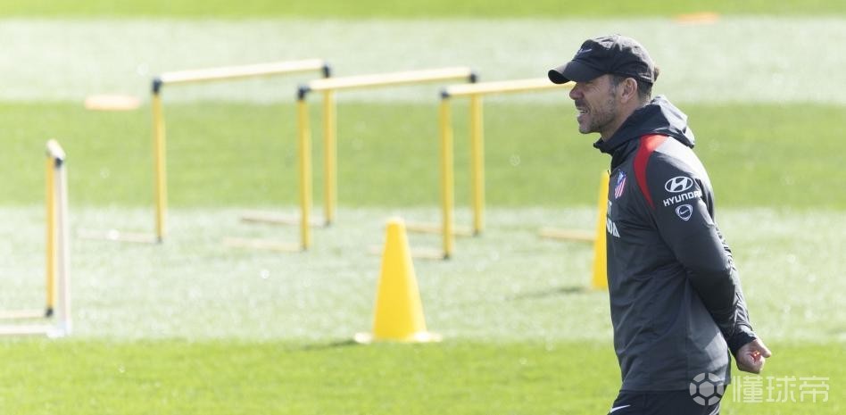 世体：对阵巴萨马竞中场将无人可用，西蒙尼可能会让格子回撤