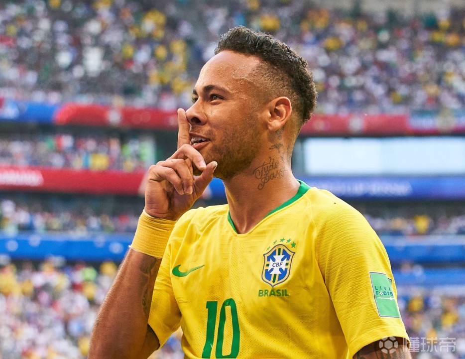 巴媒：在巴西与克罗地亚的比赛中，现场球迷高呼内马尔的名字