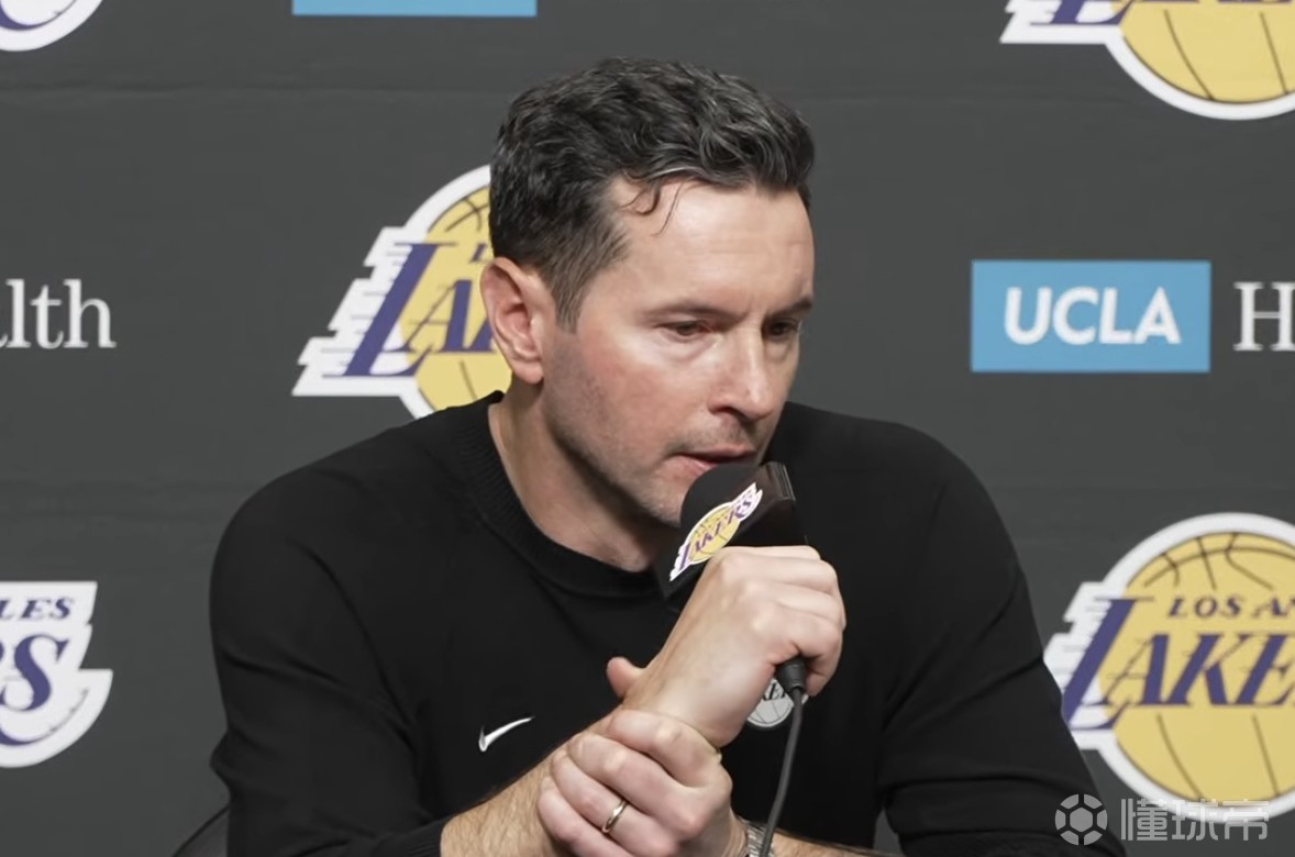 雷迪克：连胜期间詹姆斯起到了领导作用，攻防两端都非常出色