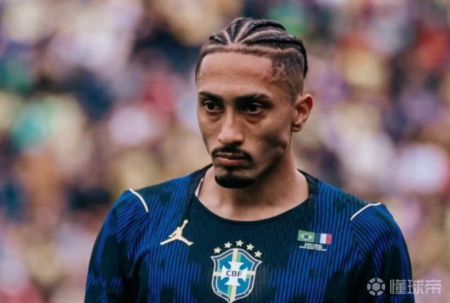 每体：拉菲想证明自己是巴西队领袖，但时机不对导致自己受伤
