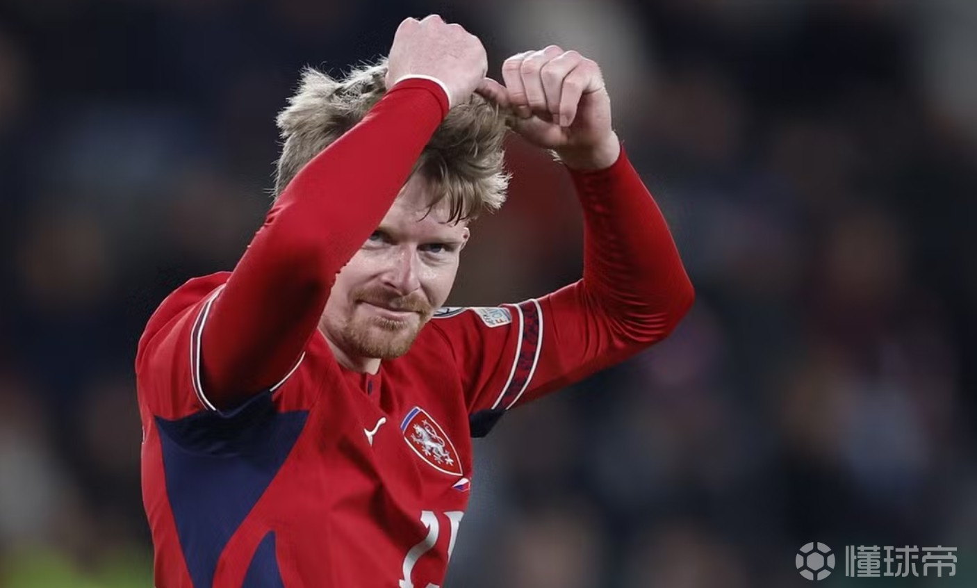 舒尔茨：为捷克攻入了我职业生涯最重要的进球；想带我的猫去踢世界杯