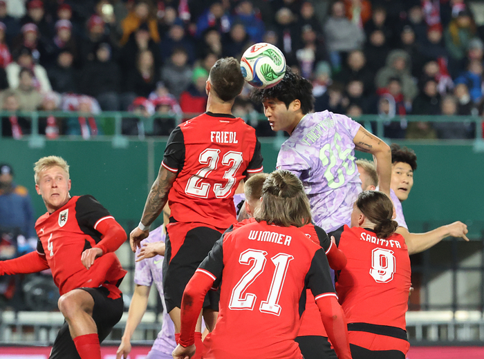 韩足晚报（26.4.1）洪明甫三中卫体系展露真正实力