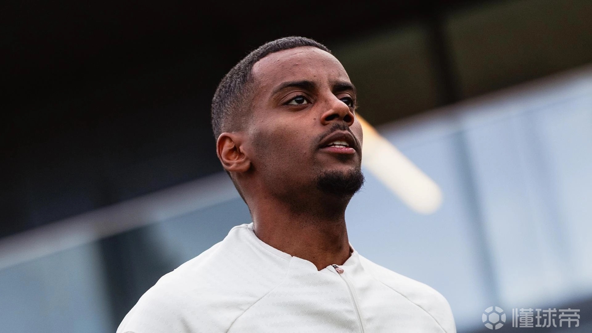 好消息，斯洛特：伊萨克将于周四回归合练