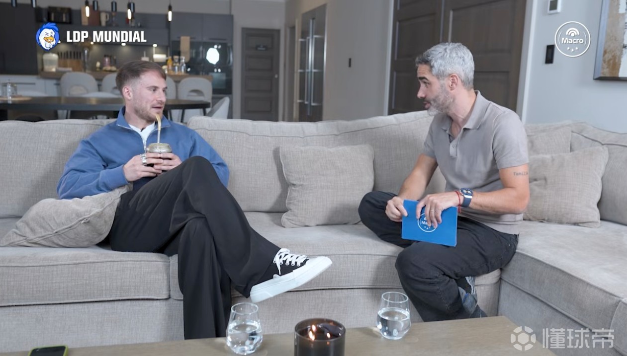 麦卡：萨拉赫的职业态度让我很震撼；马斯坦托诺确实很有天赋