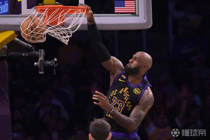 尼克-杨：马刺没经验&雷霆今年有点脆，湖人季后赛将轻松取胜