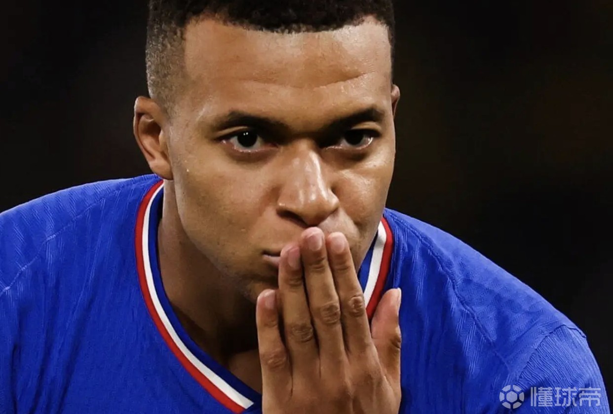 消息人士：说姆巴佩自私的人是错误的；法国队球员都很喜欢他