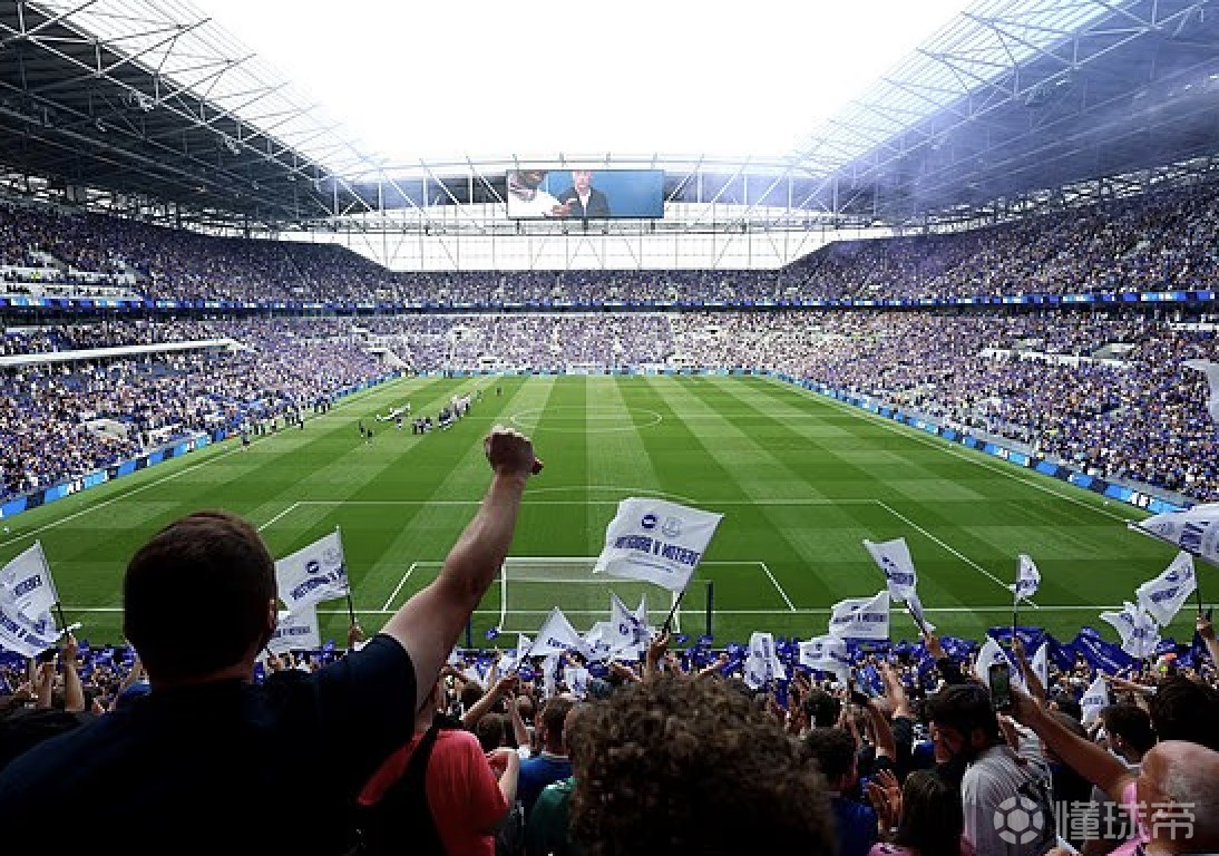 邮报谈埃弗顿未来计划：升级新球场+夏窗引进4至5名即战力球员