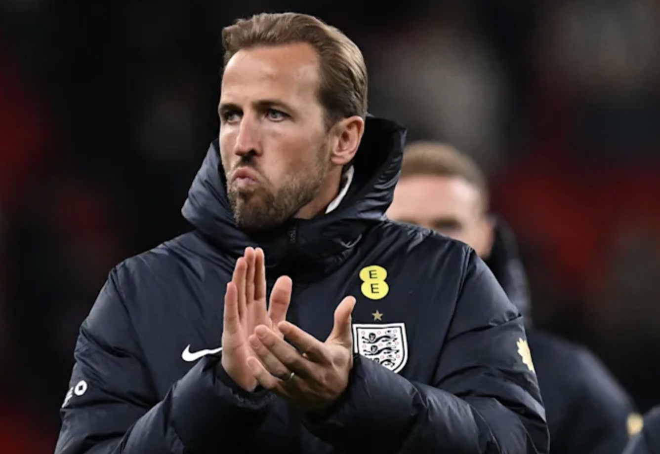 图片报：凯恩在英格兰队的训练中感到脚部不适，因此中途退出