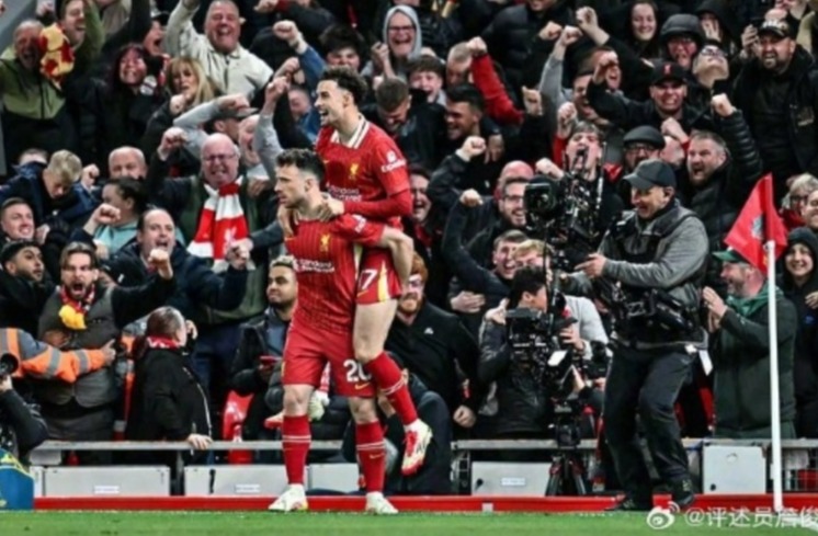 詹俊发文悼念若塔：去年今日德比战打入生命中的最后一球