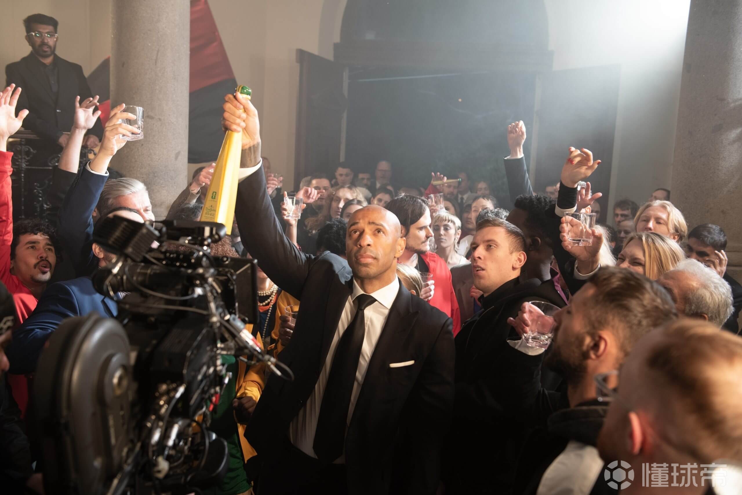 亨利：法国队人才济济；德尚就是法国队的定海神针