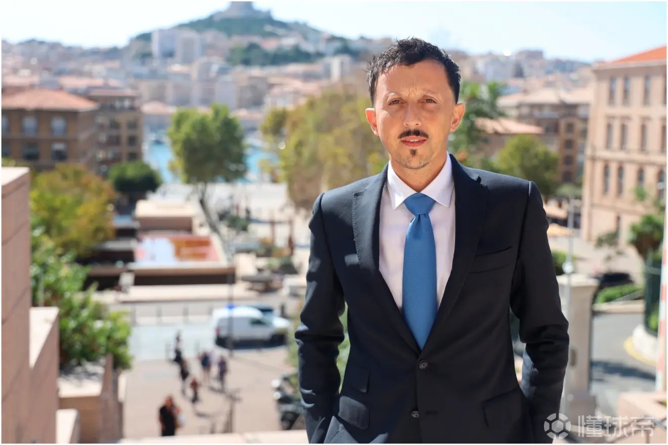 马卡：马赛前主席隆戈里亚即将出任河床体育总监