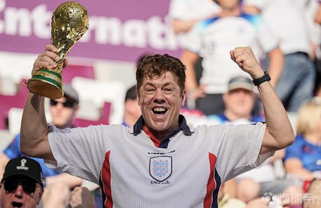 邮报：为了看世界杯，一英格兰网红球迷卖了价值35万镑的房子