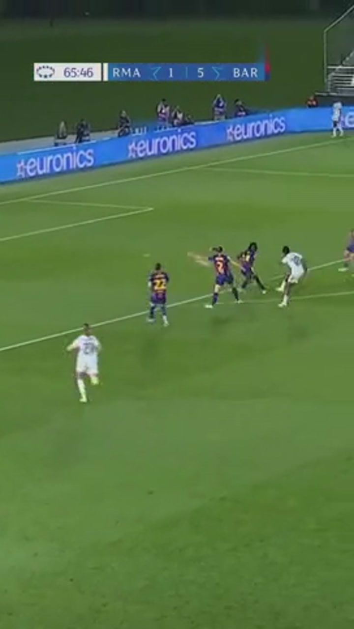 女足欧冠巴萨女足6-0大胜皇马女足 总比分12-2横扫对手