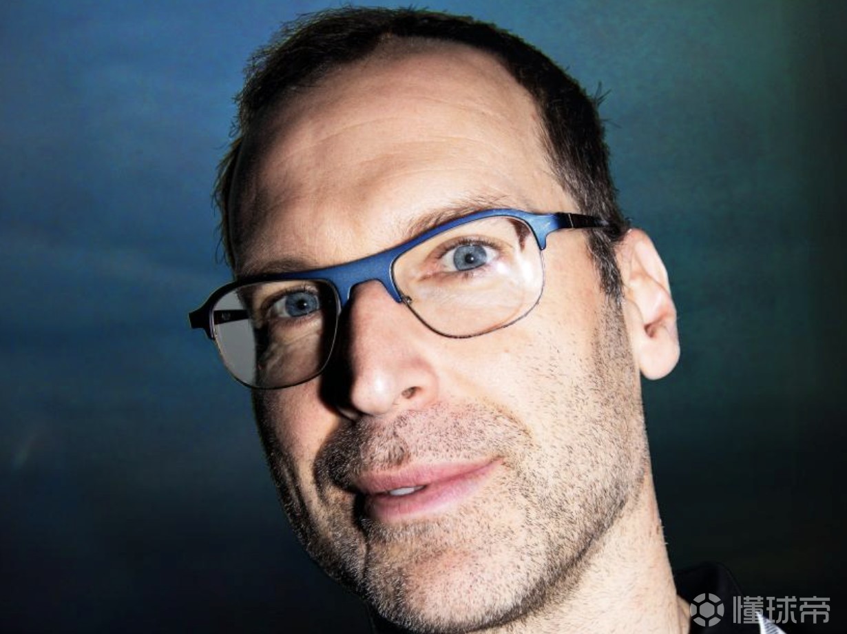 切赫：足球的美在于球员的多样性，不能用手柄控制梅罗、小白