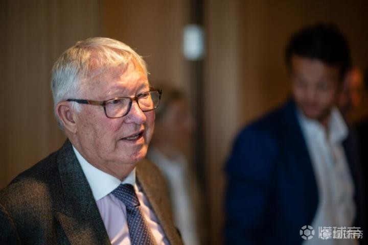 前队医：为曼联工作时CEO同意我兼职，但弗格森不让并叫我滚