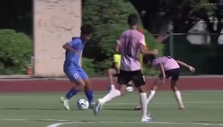 李昊炎去年曾面对恒大足校上演帽子戏法