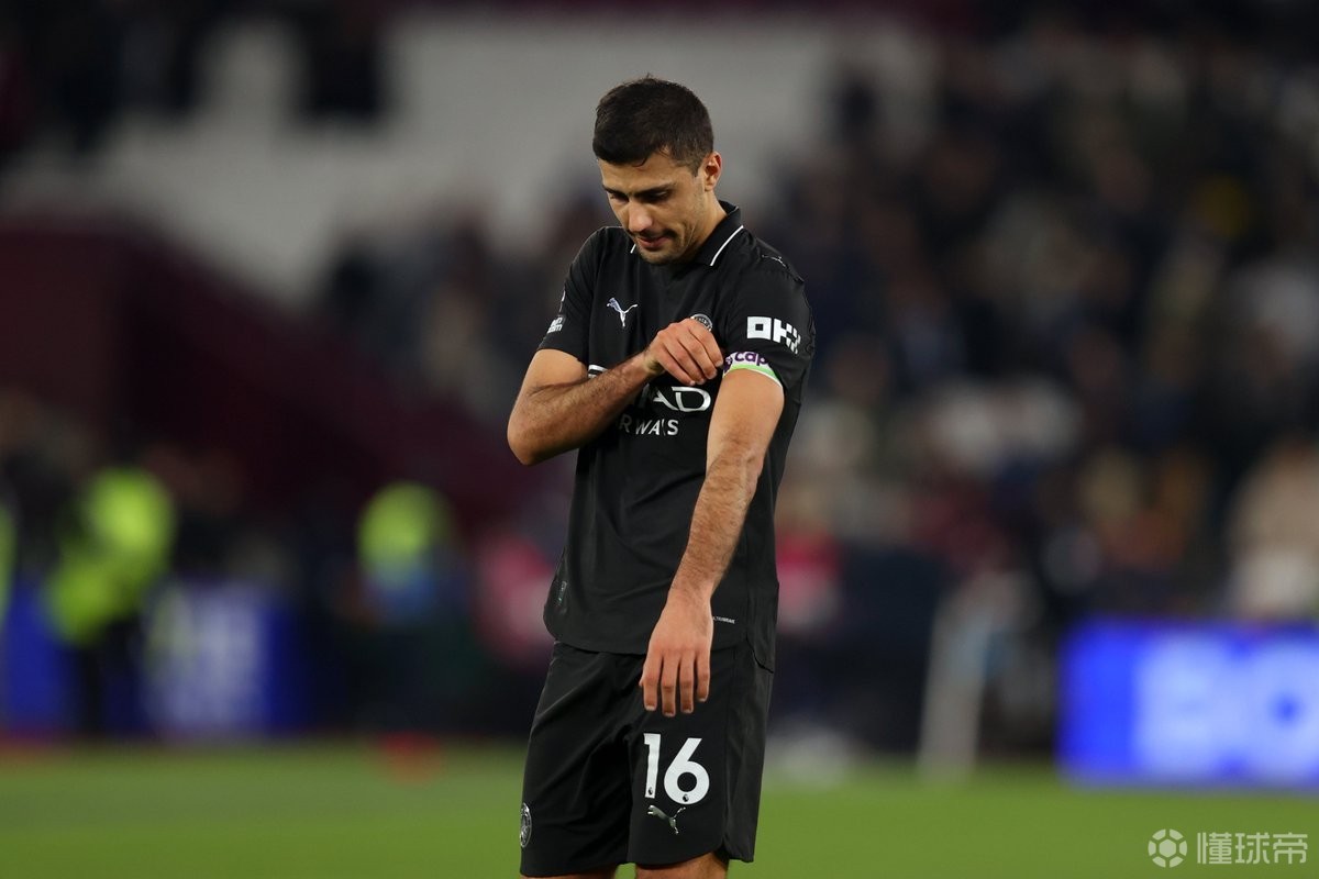 罗马诺：罗德里已收到曼城的续约报价，曼城不会低价出售他