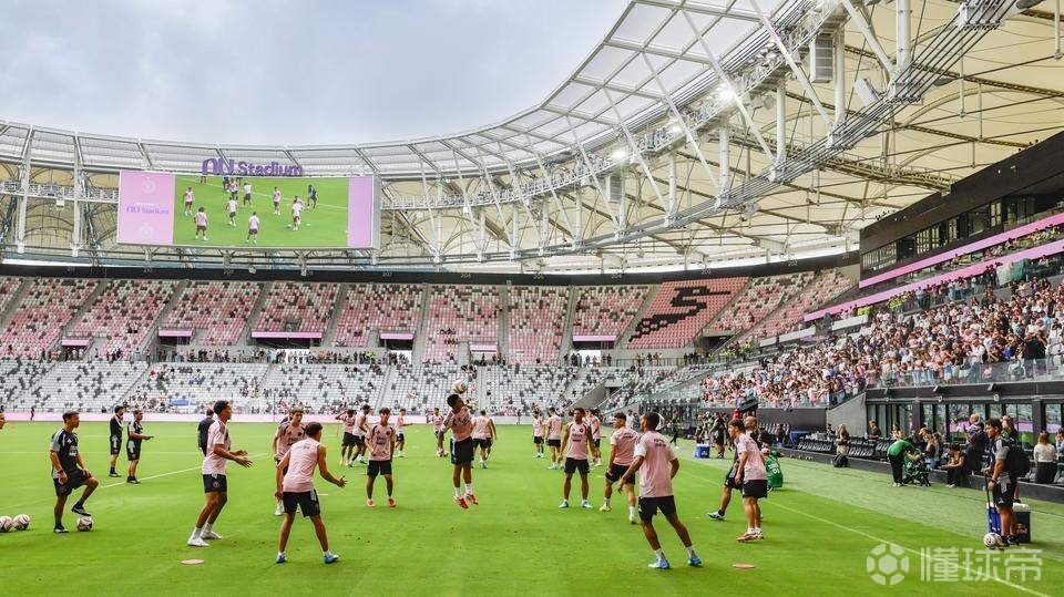 奥斯汀主帅：每位球迷都很荣幸能见证梅西在美职联踢球的时代