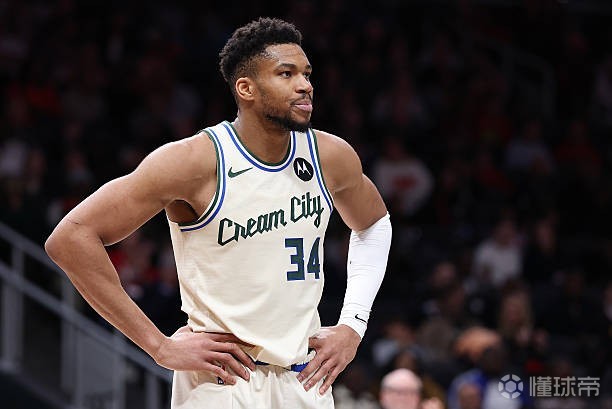 Shams：联盟就雄鹿对球员参赛政策的执行及字母伤情展开调查