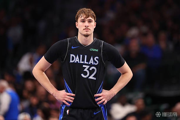 弗拉格新秀赛季两次45+得分，1984年乔丹后首人