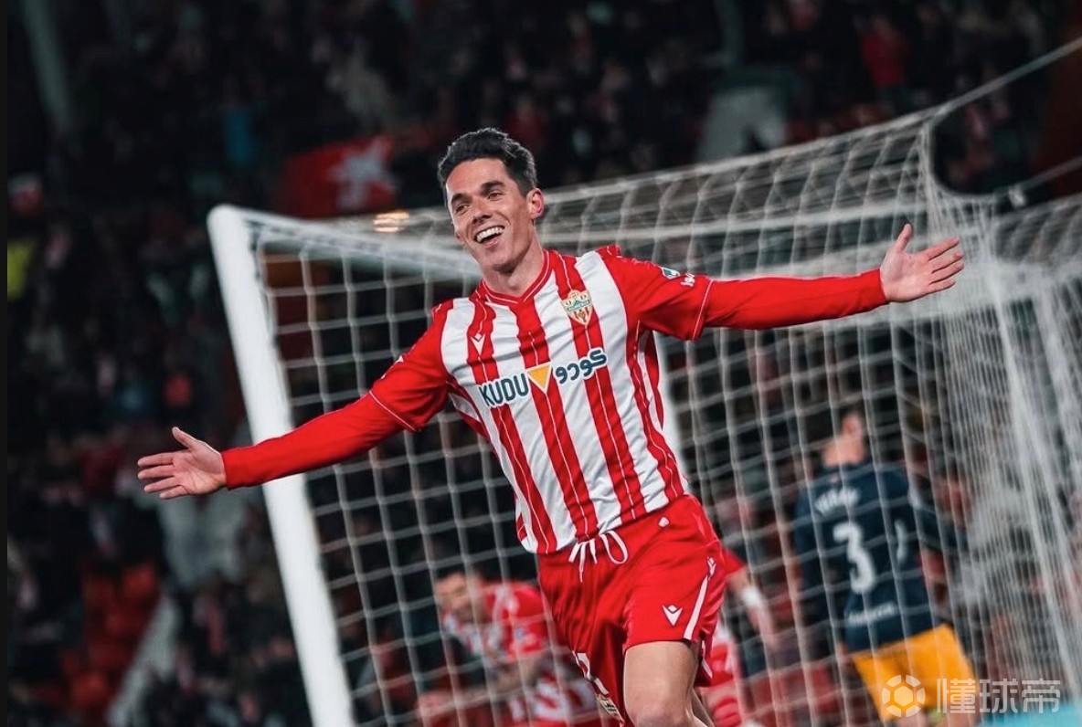 米体：罗马考虑签皇马旧将阿里瓦斯，阿尔梅里亚要价2000万欧