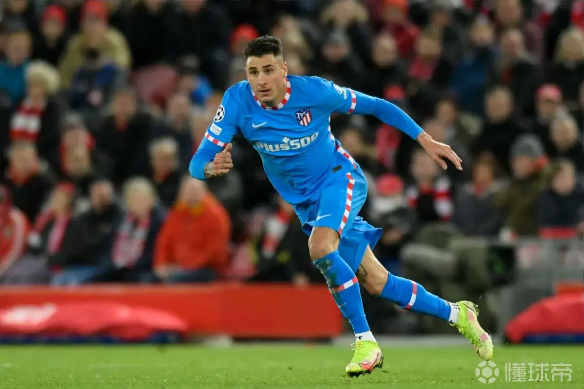 意媒：尤文想签希门尼斯补强防线，球员愿意在今夏离开马竞