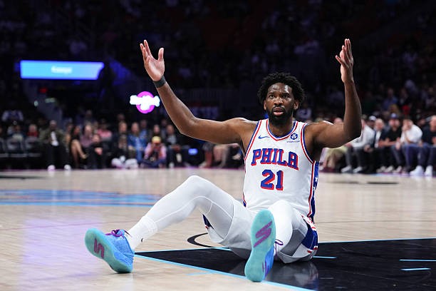 恩比德谈对阵奇才轮休：我想打但球队不让，我当时很生气