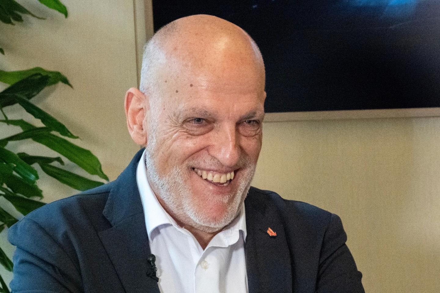 特瓦斯：西甲不是投入少而是不乱花钱，安东尼就是个典型例子