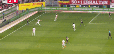 德甲-拜仁让二追三3-2弗莱堡 比朔夫双响卡尔绝杀