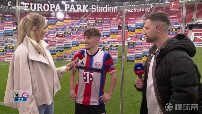 卡尔：我一直预感自己今天会进球，连脱球衣庆祝都提前想好了