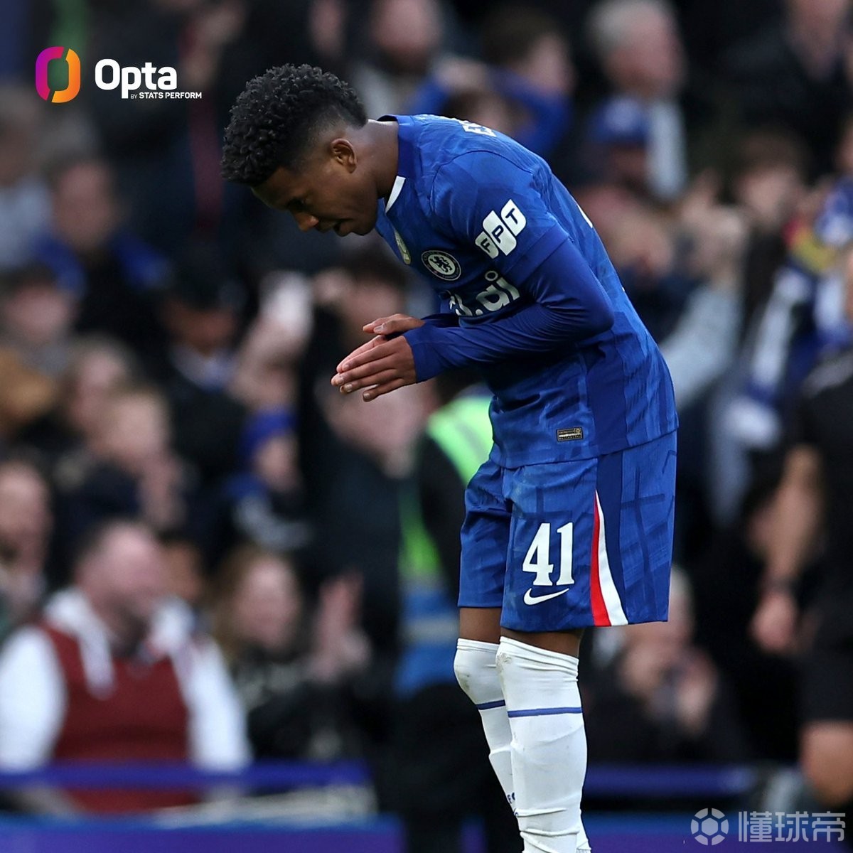 自2020年的萨卡以来，埃斯特旺是足总杯传射最年轻的英超球员