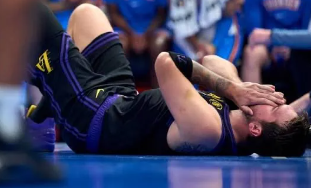 突然赛季报销！湖人只剩詹姆斯，这赛季情况不妙