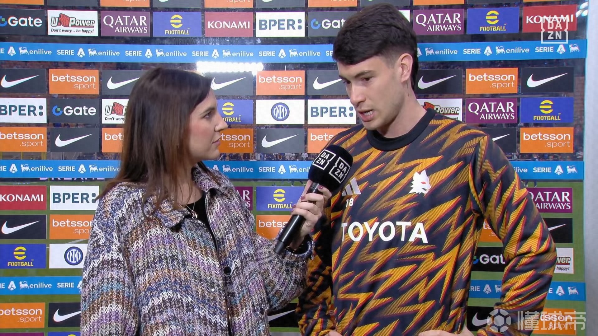 苏莱：踢国米首回合我们踢得很出色；会尝试多给马伦传球