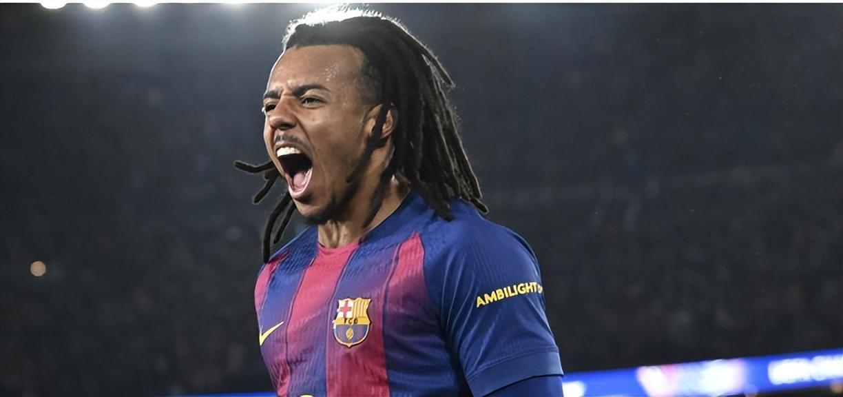 10球22助攻 法国国脚后卫遭英超3大豪门疯抢 转会费最少6000万欧