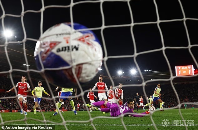 理查兹：阿森纳对阵南安普顿应派最强阵容，他们比赛态度不对