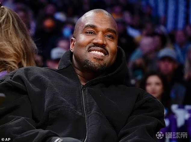 邮报：因反犹争议，热刺拒绝让侃爷在白鹿巷球场演出