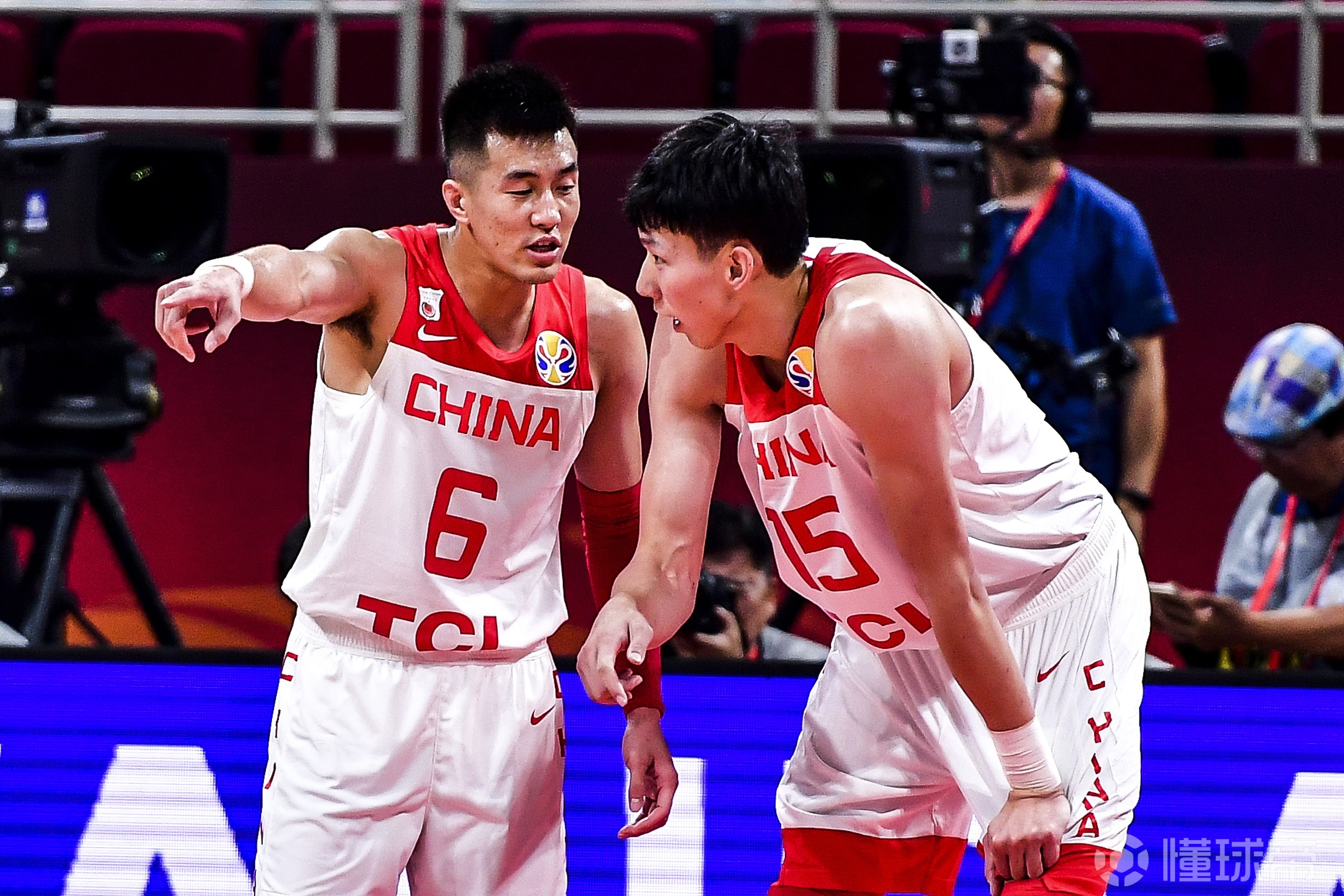 早有先兆？周琦1月采访：我们没啥文化，有人被骗投资亏几百万