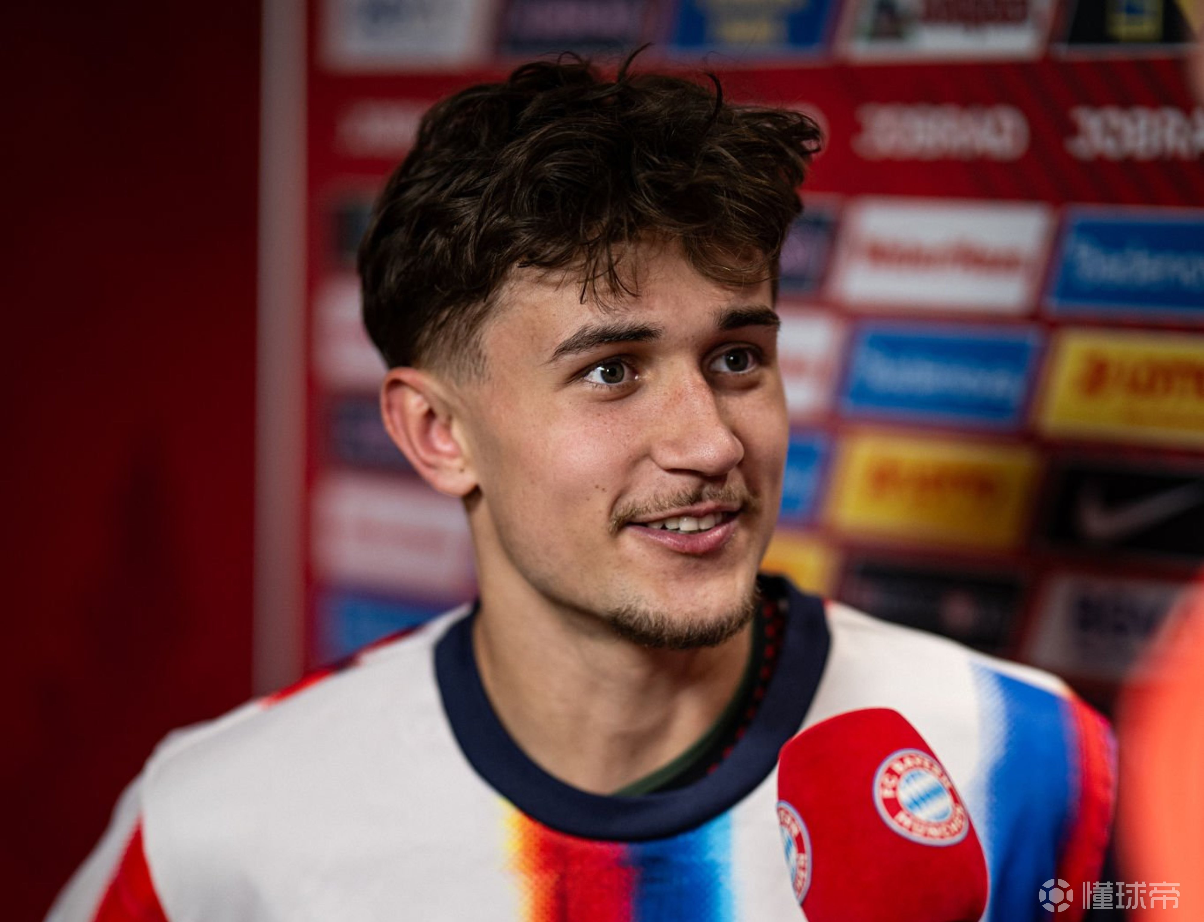 比朔夫自上赛季以来在禁区外打进6球，仅次于凯恩