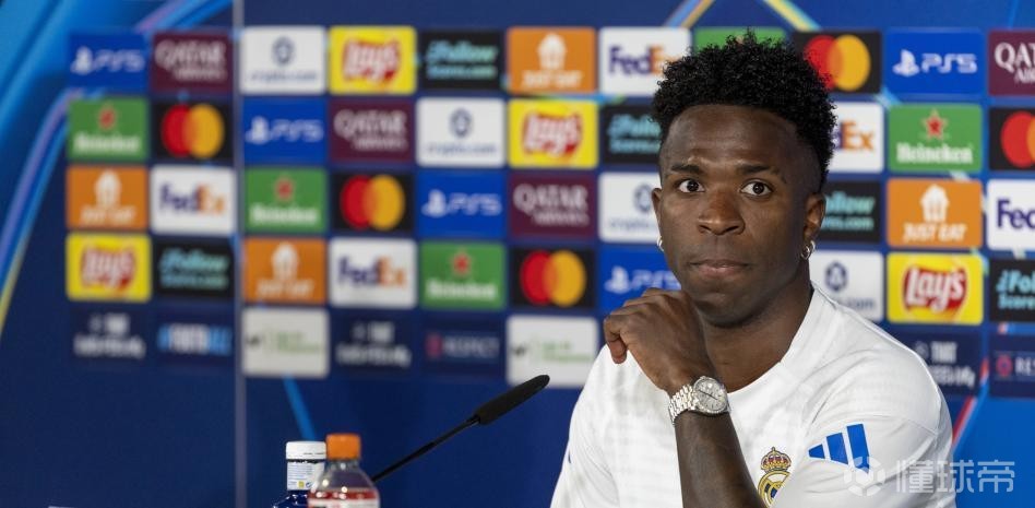 维尼修斯：会在合适的时机完成续约，想在皇马再待很多年