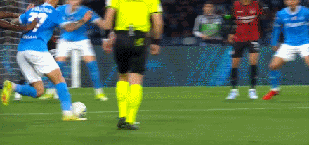 米兰0-1那不勒斯被反超跌至第三，波利塔诺制胜