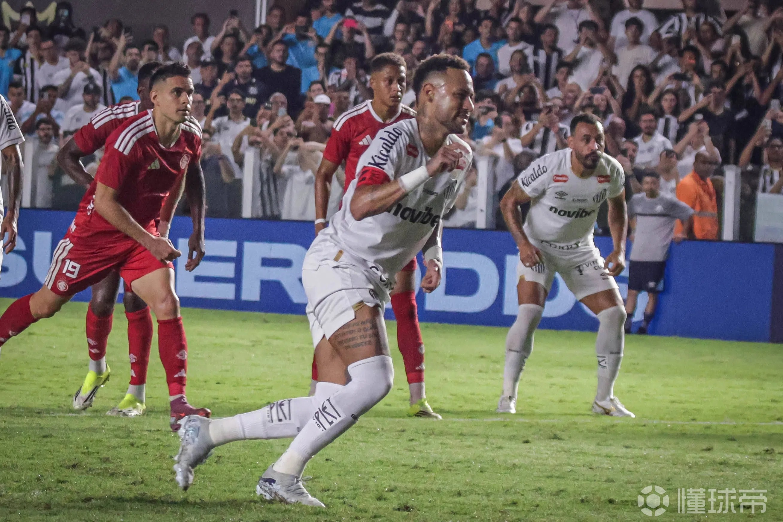 巴媒：桑托斯以青训训练中心作抵押，偿还欠内马尔的债务