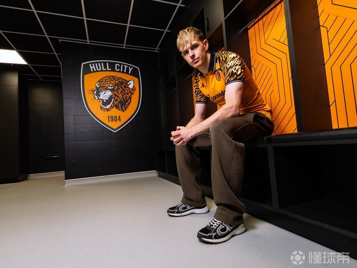 托比-科利尔首次首发，赫尔城主帅：他展现了曼联球员的水准