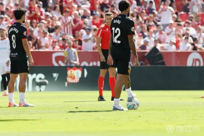 马卡：西法院判球员此前15秒静默不属非法罢工，西甲还将上诉