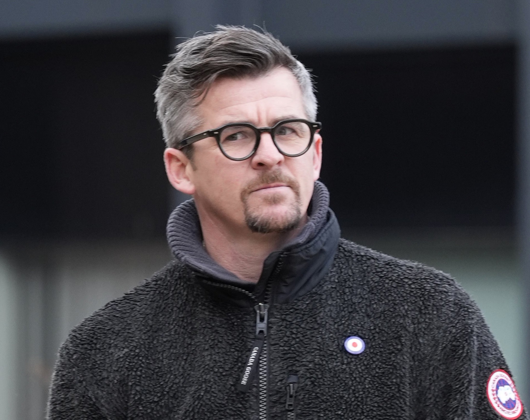 卫报：乔伊-巴顿否认严重伤害他人指控，案件将于9月开庭审理