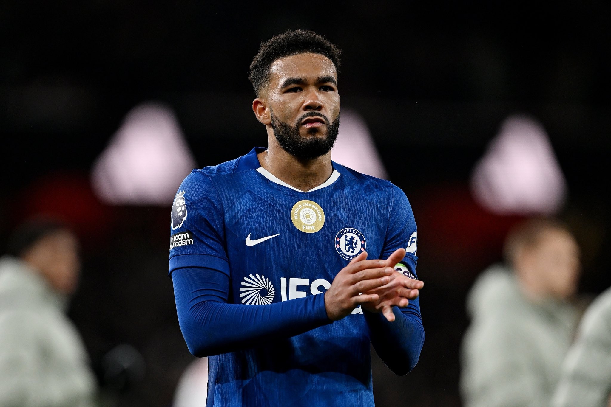 卫报：里斯-詹姆斯恢复进展顺利，有望在本月底或5月初复出