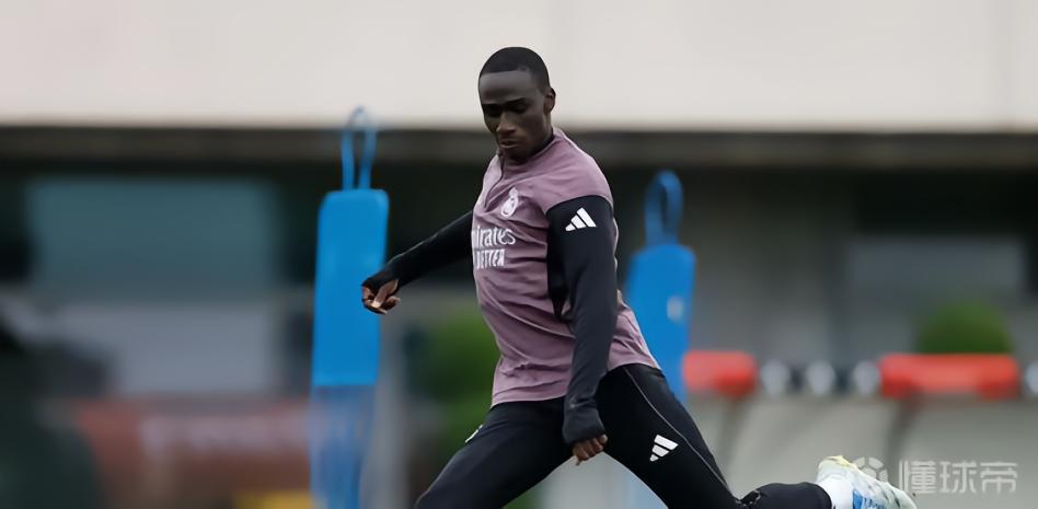 世体：皇马开始备战本周末西甲比赛，门迪全程正常参与训练